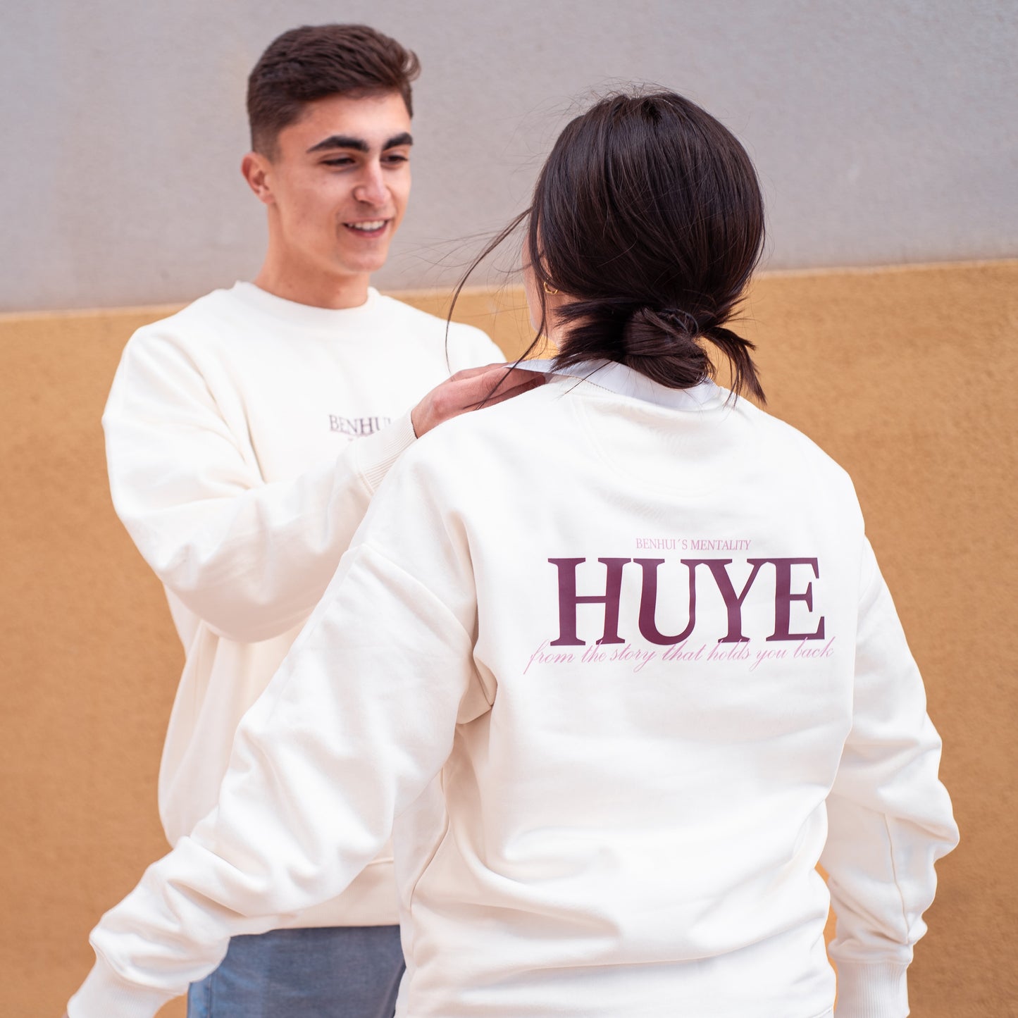 HUYE OVERSIZED CREWNECK