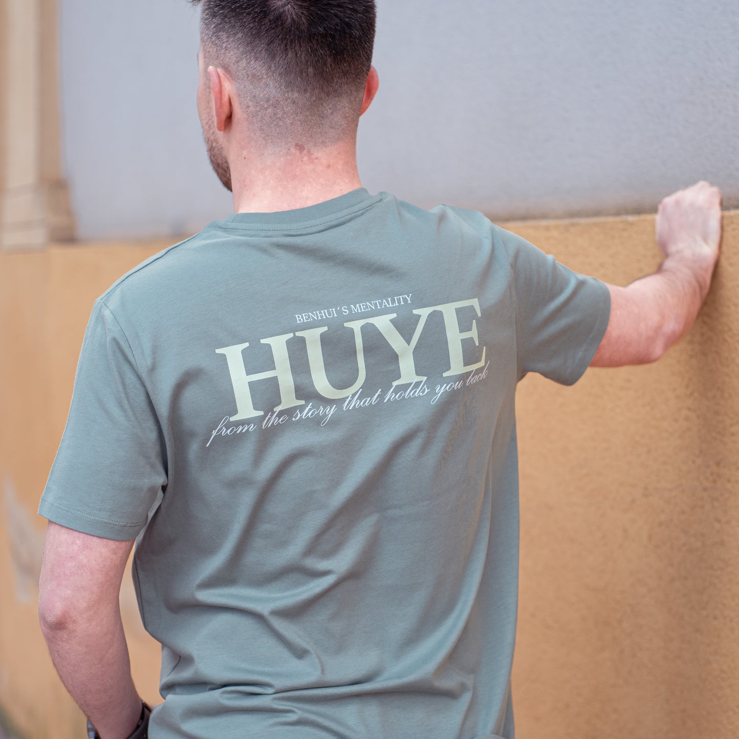 HUYE TEE